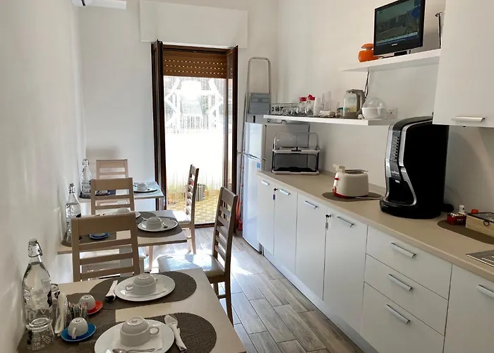 Caruso Guest house 4*