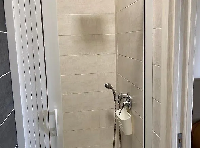 Caruso Guest house 4*