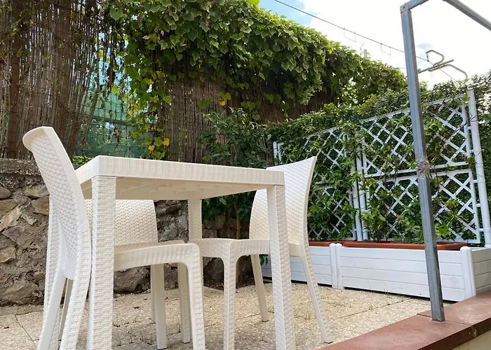 בית הארחה Caruso 4*